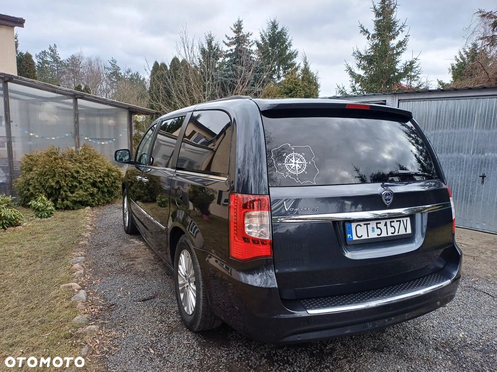 Lancia Voyager 2.8 Multijet 16v Platinum - 4