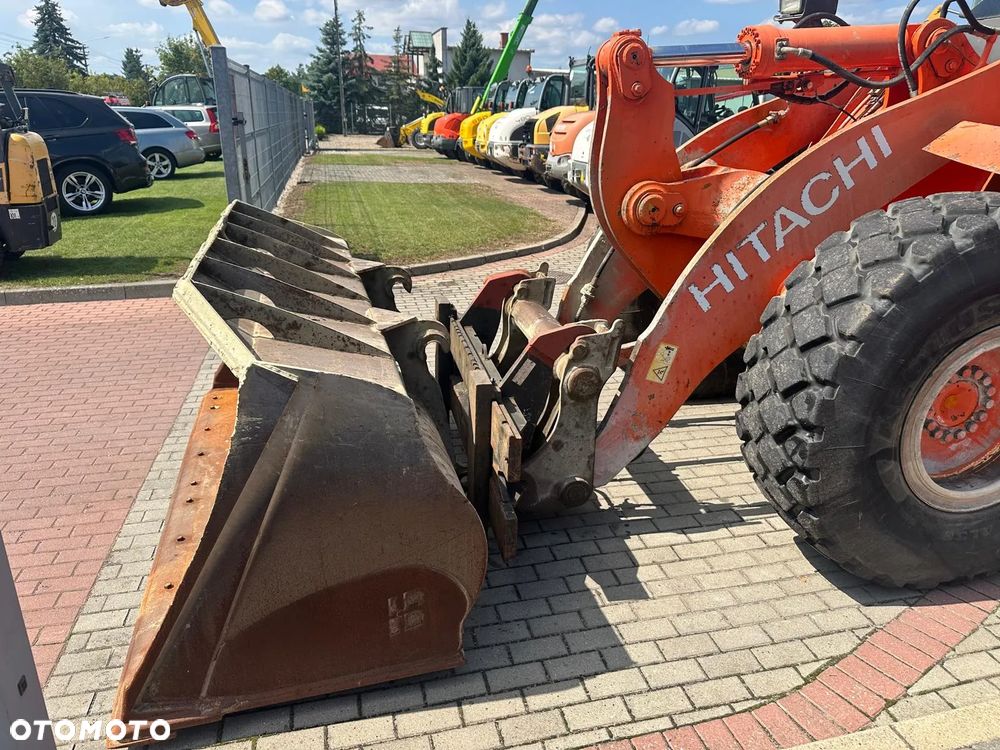 Hitachi ZW 180 - 4