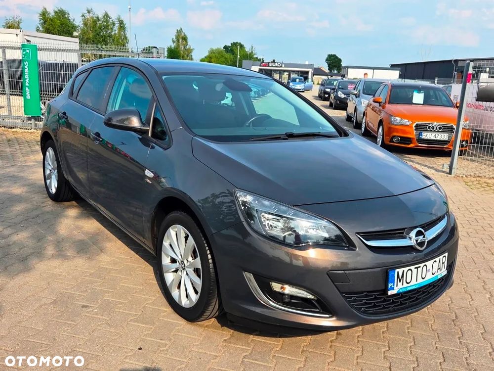 Opel Astra 1.4 Turbo Style - 24