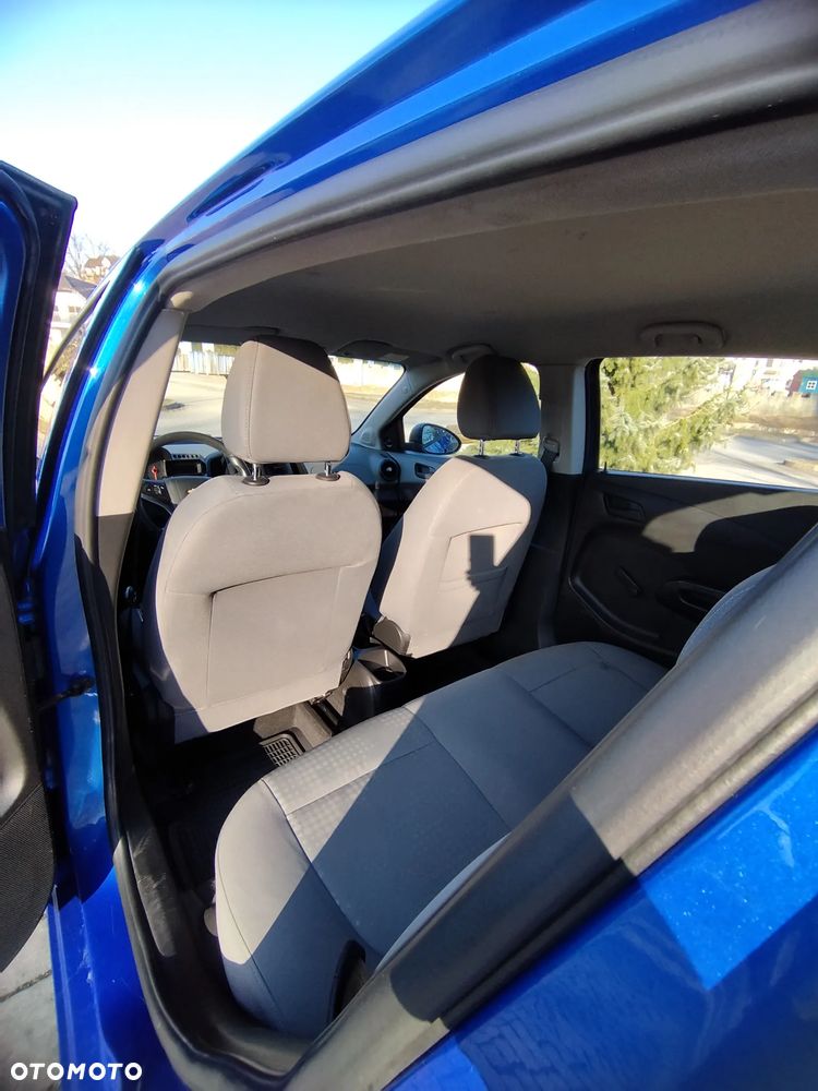 Chevrolet Aveo - 12