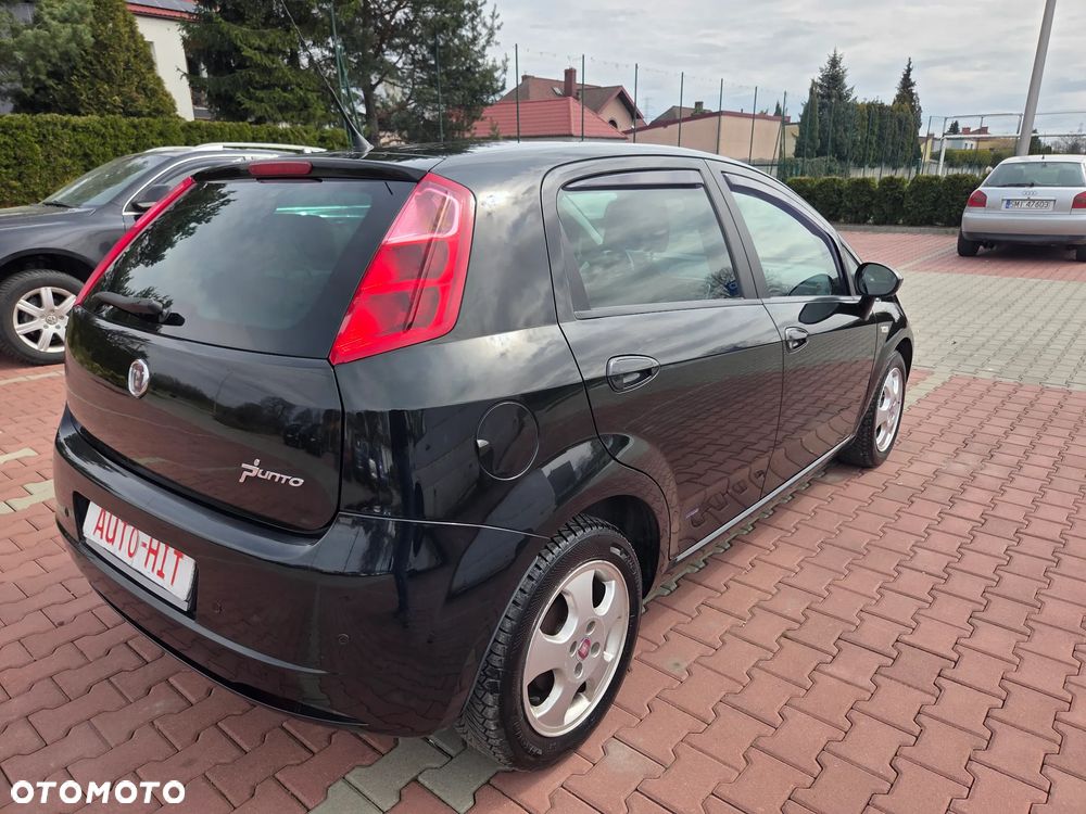 Fiat Grande Punto 1.4 8V Emotion - 8