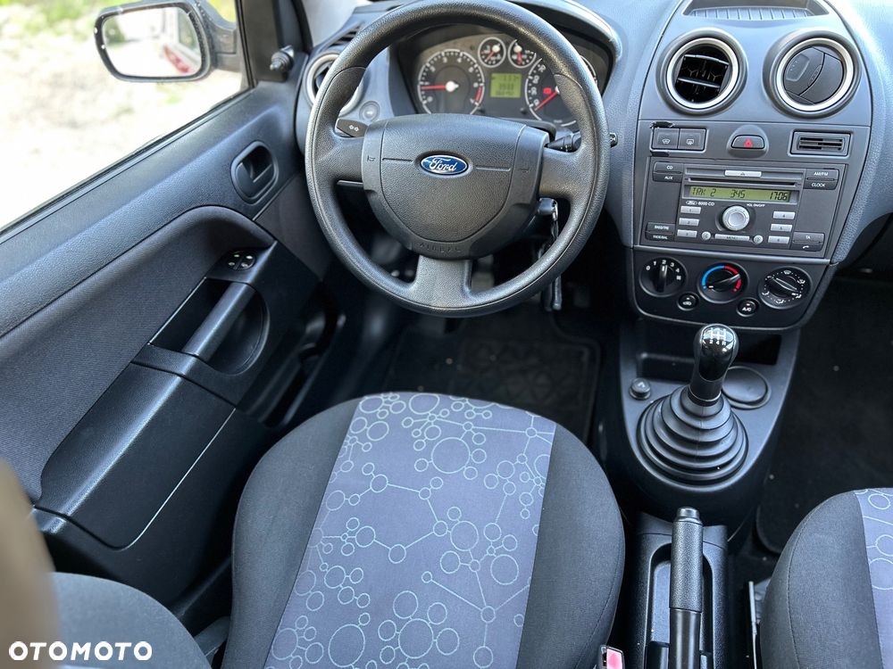 Ford Fiesta 1.3 Style - 29