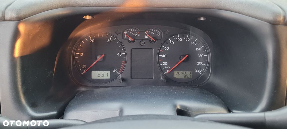 Volkswagen transporter - 15