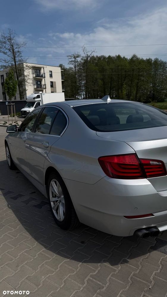 BMW Seria 5 520i - 3