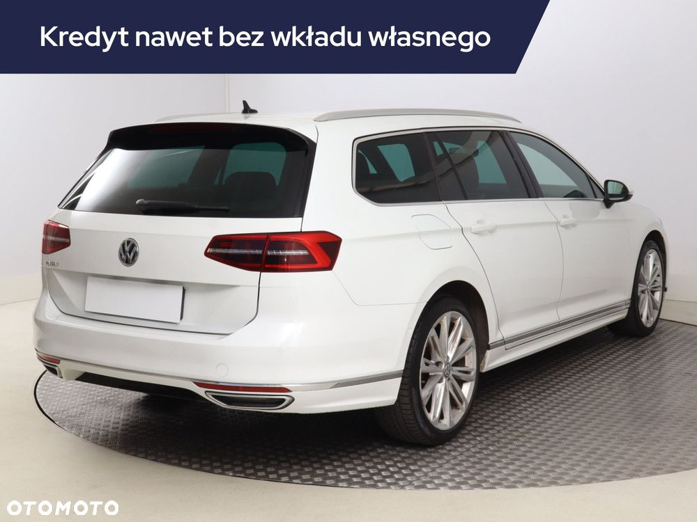 Volkswagen Passat Variant - 7