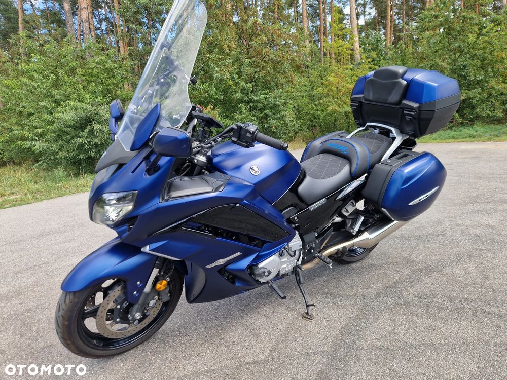 Yamaha FJR - 1
