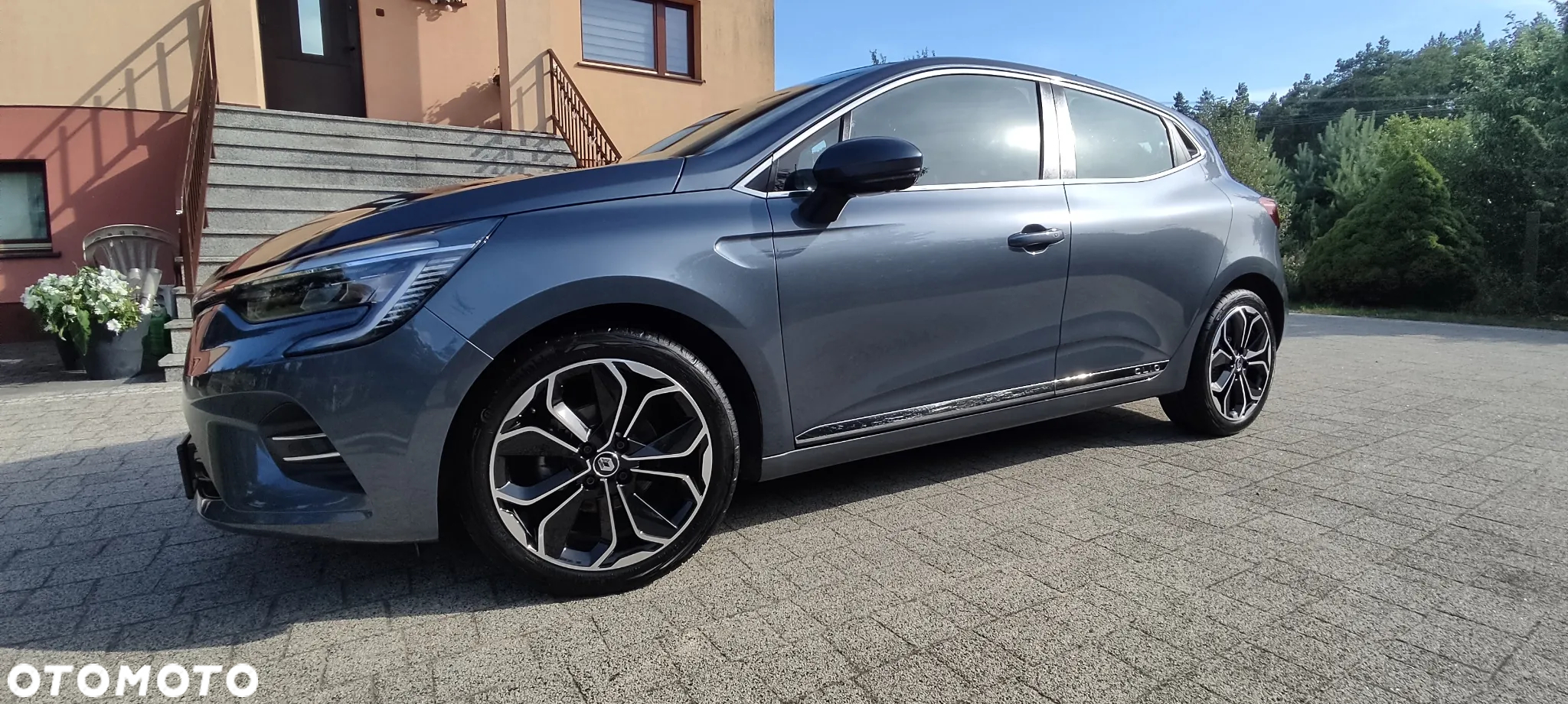 Renault Clio TCe 100 INTENS - 15