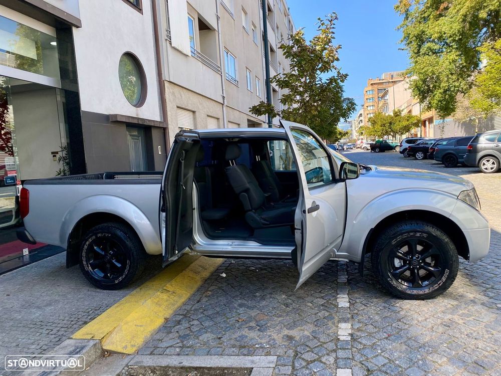 Nissan Navara 2.5 dCi CD LE - 4
