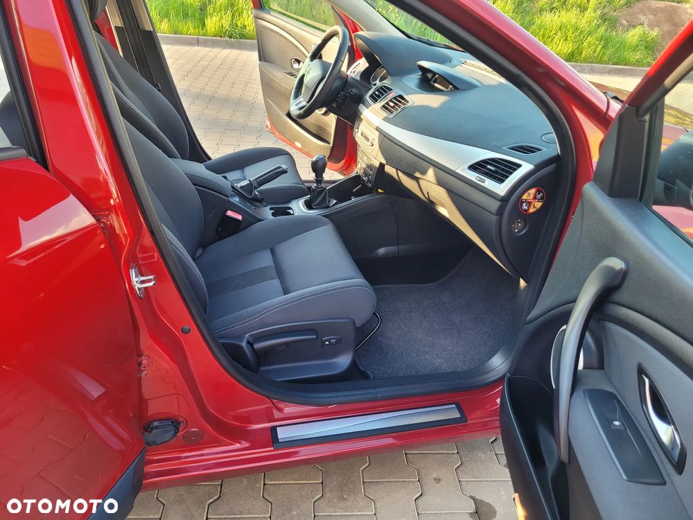 Renault Megane TCe 130 Dynamique - 28