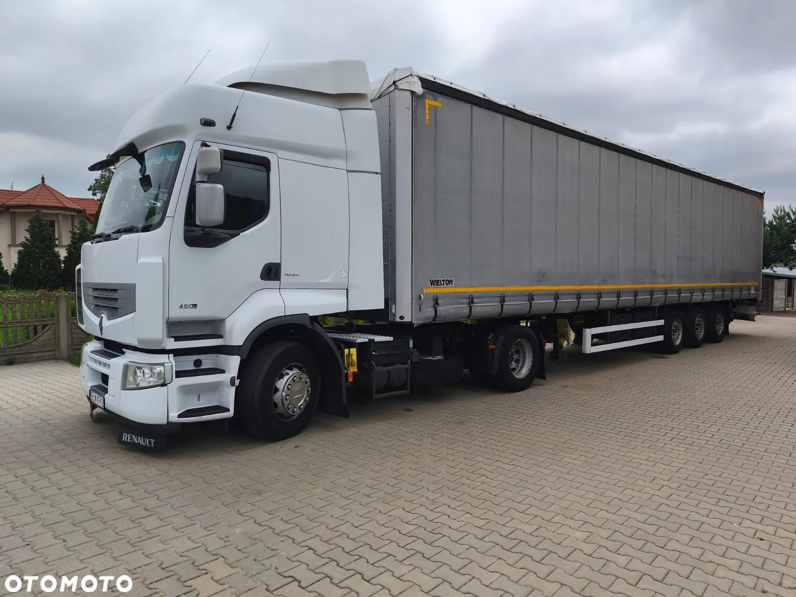 Renault Premium - 3