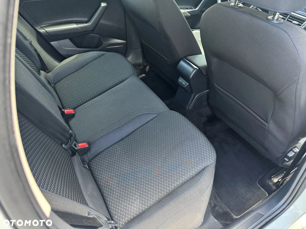 Volkswagen Polo 1.0 TSI OPF UNITED - 22