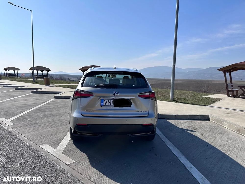 Lexus Seria NX 300h E-FOUR F Sport - 2