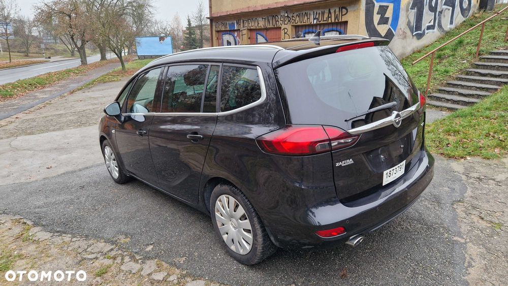 Opel Zafira - 4
