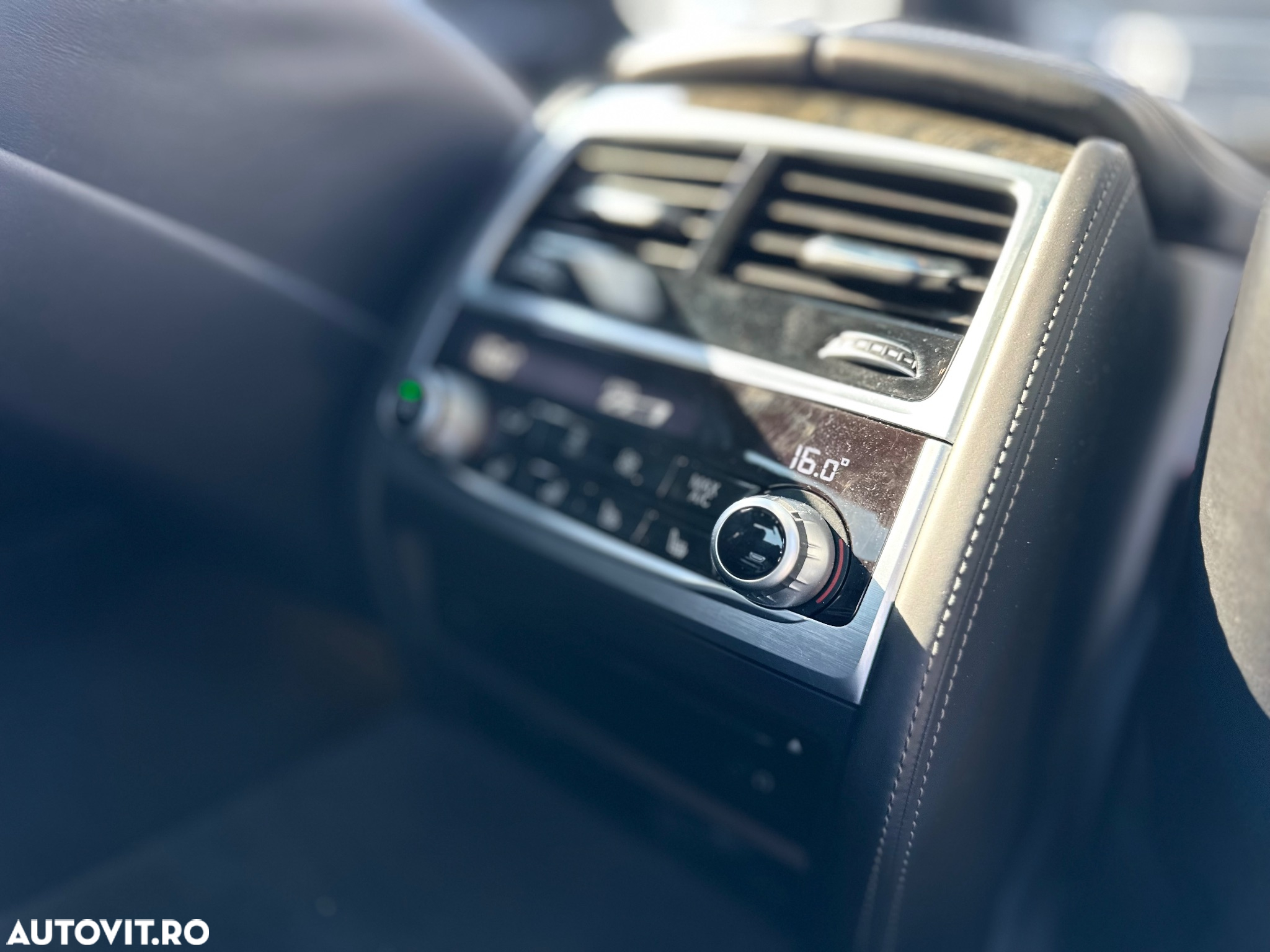 BMW Seria 7 750d xDrive - 11