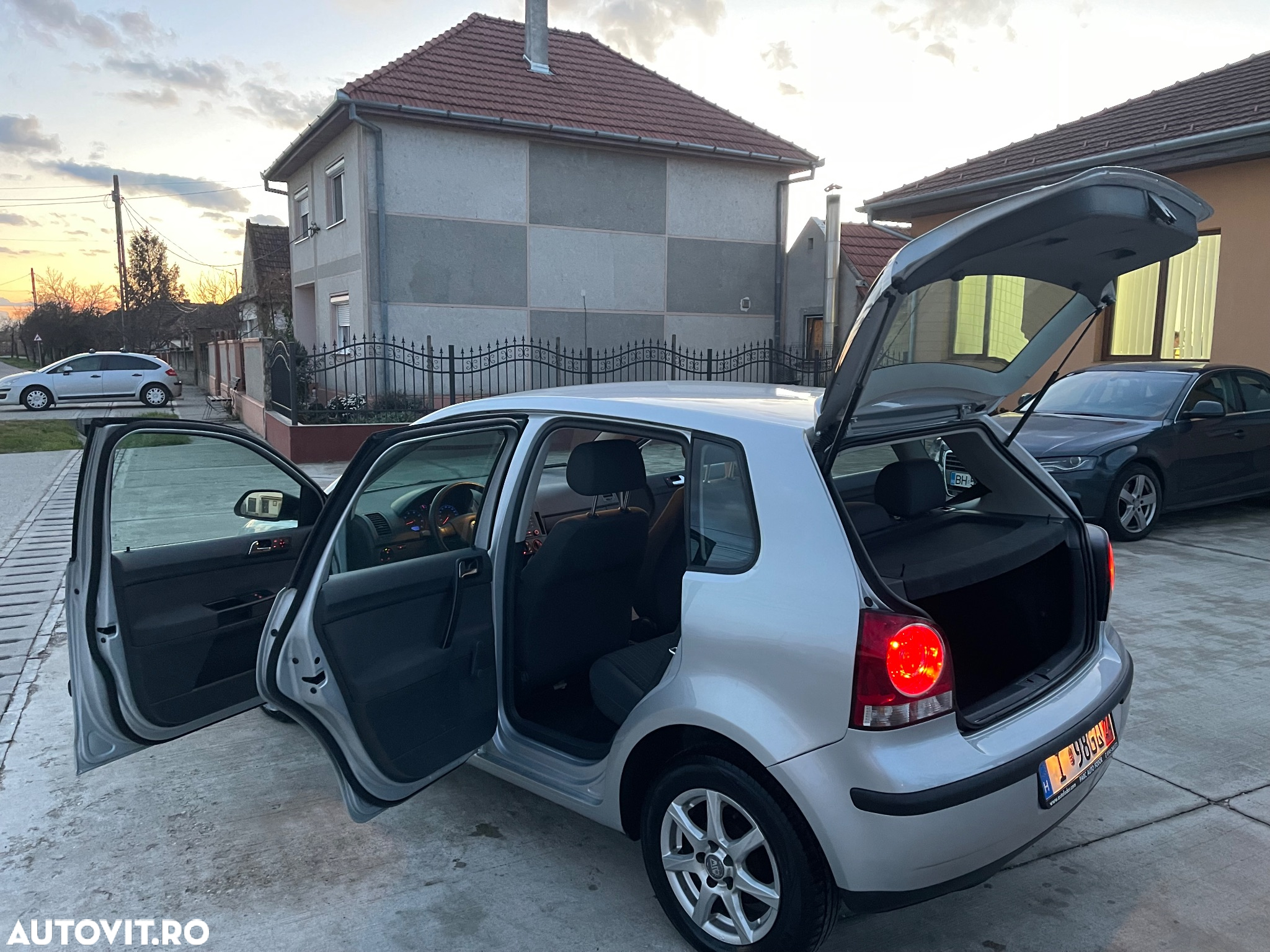 Volkswagen Polo 1.2 Team - 34