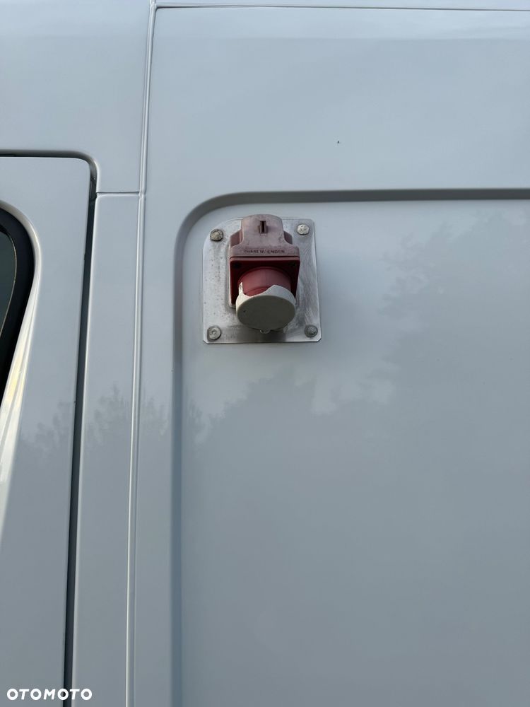 Nissan Nv400 - 14