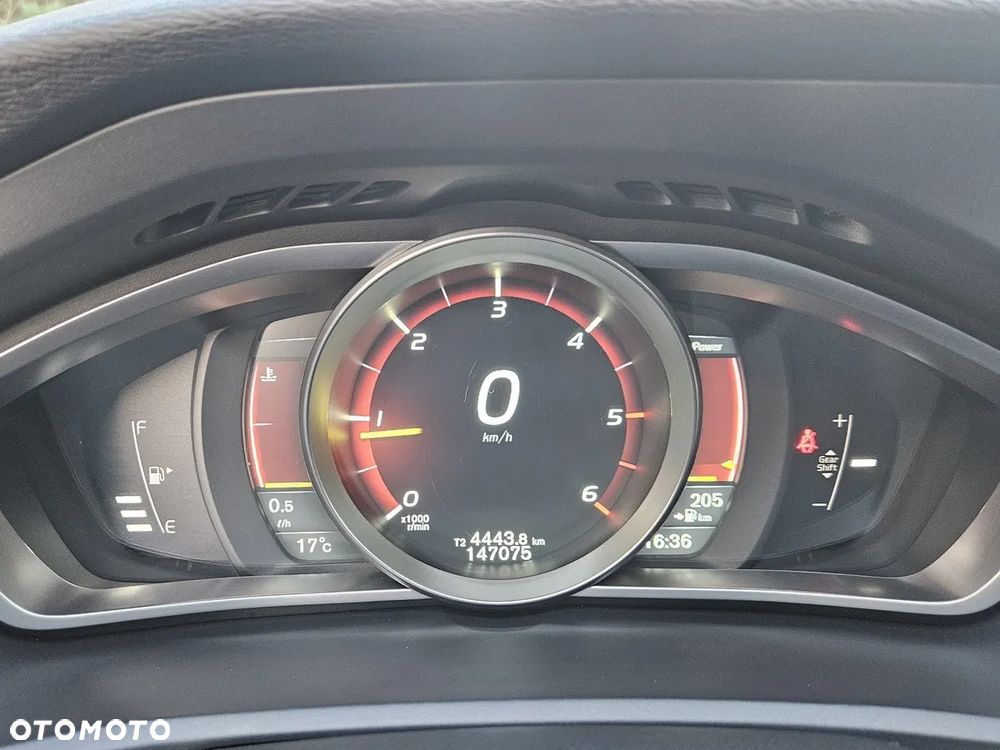 Volvo V40 D2 Ocean Race - 19