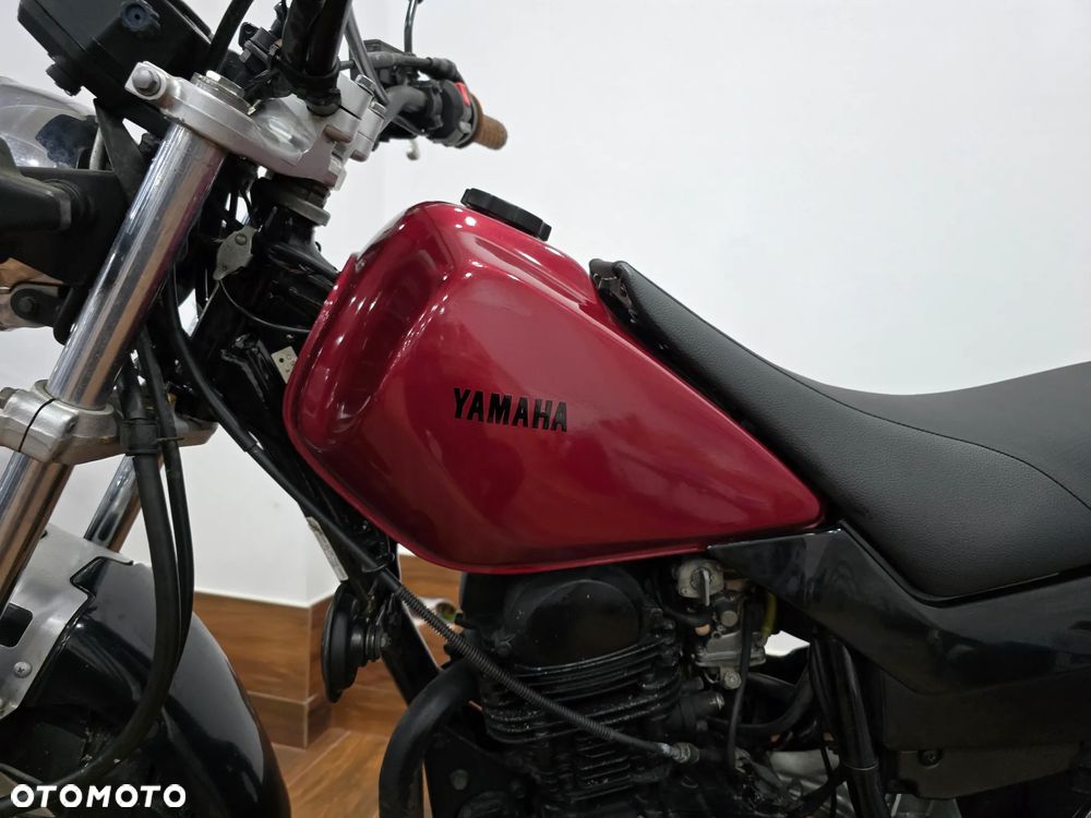 Yamaha TW - 18