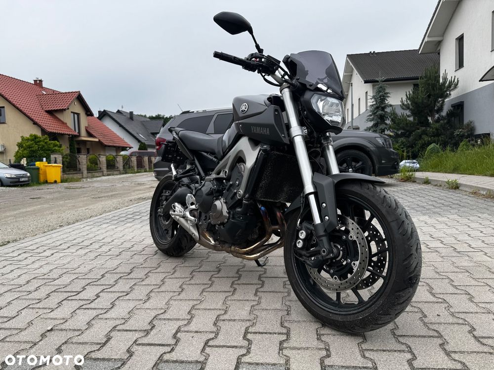 Yamaha MT - 2