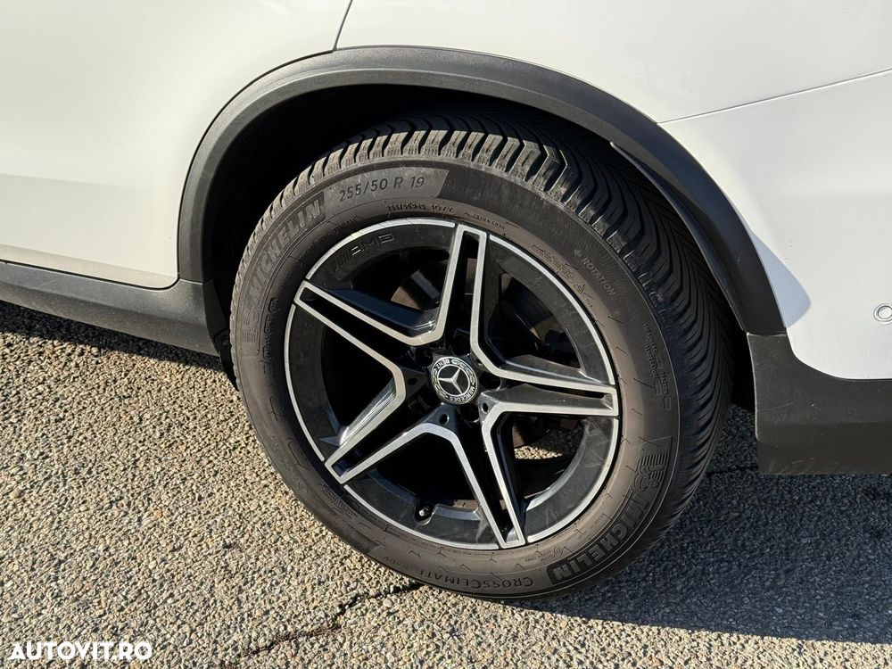Mercedes-Benz GLC Coupe 300 d 4MATIC - 30