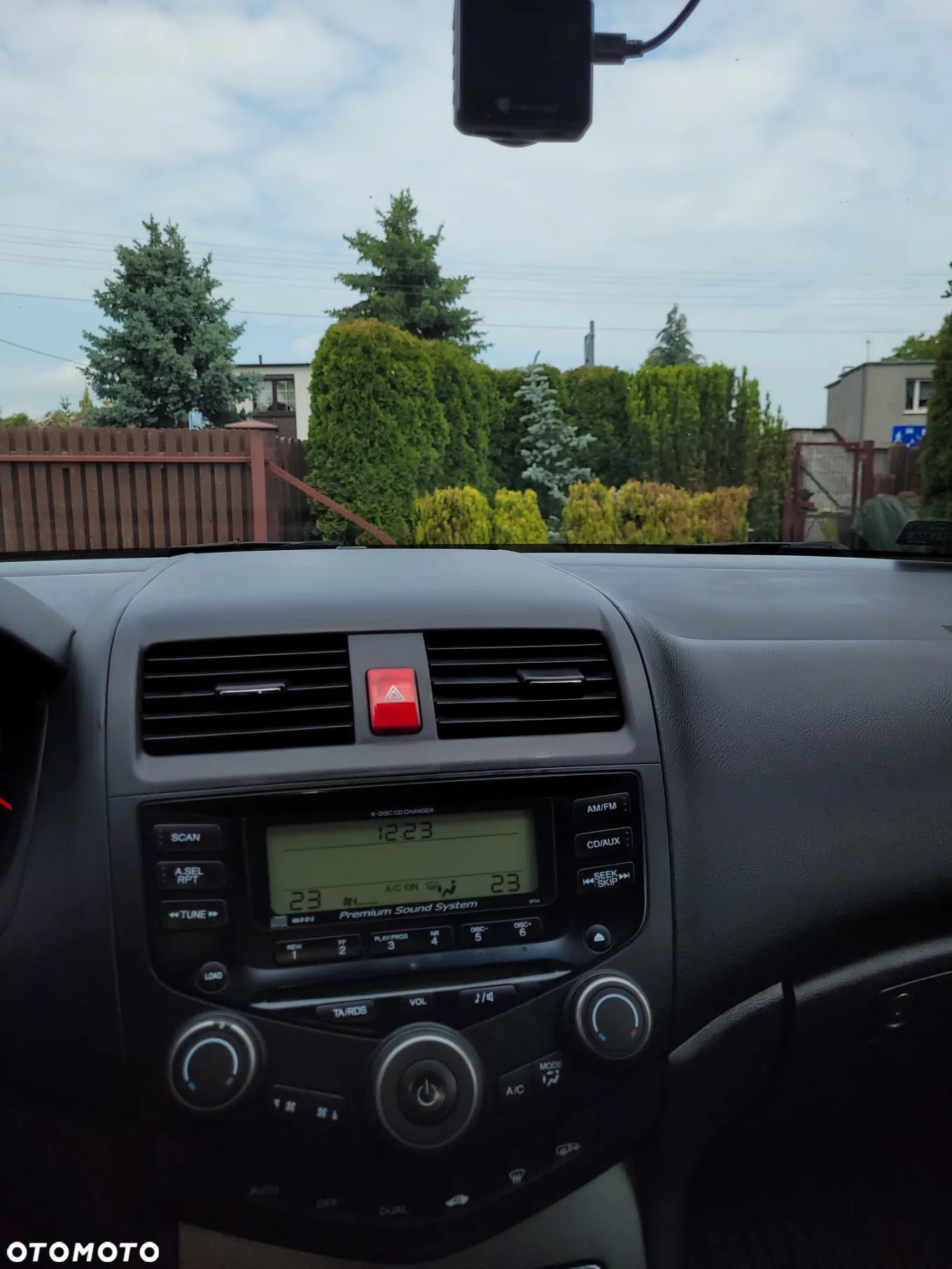 Honda Accord 2.0 Executive - 10