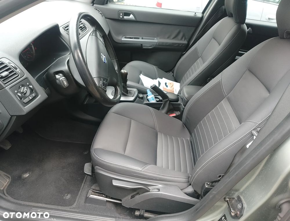 Volvo V50 2.0D DPF Edition - 17