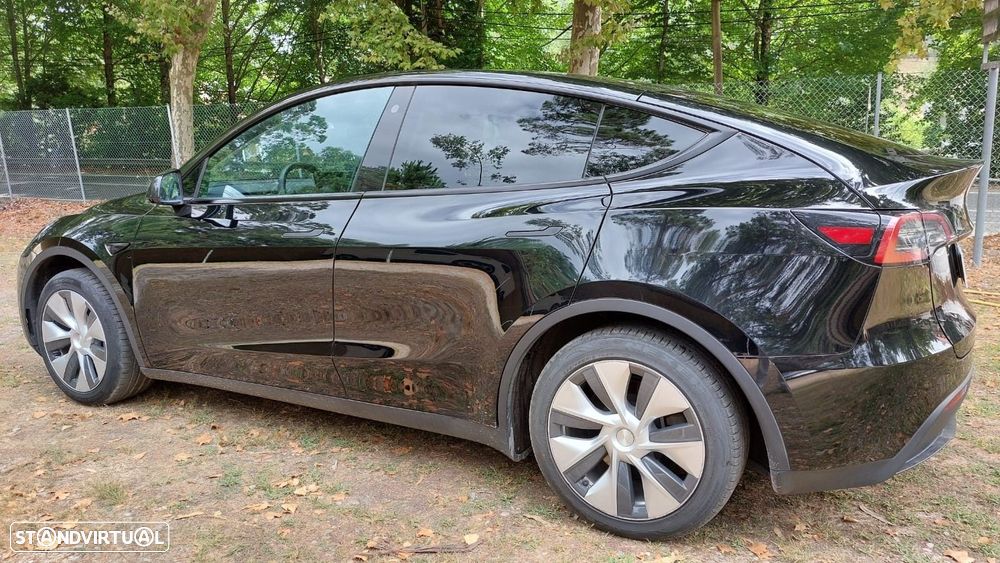 Tesla Model Y Standard - 9
