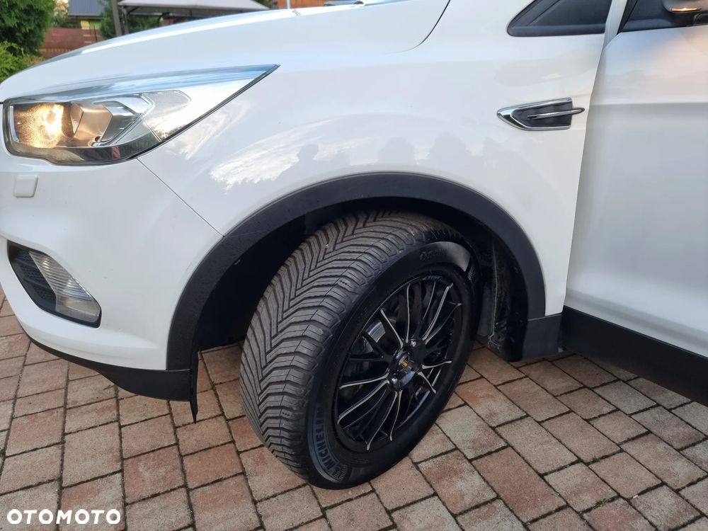 Ford Kuga 1.5 EcoBoost FWD Edition ASS MMT6 - 29