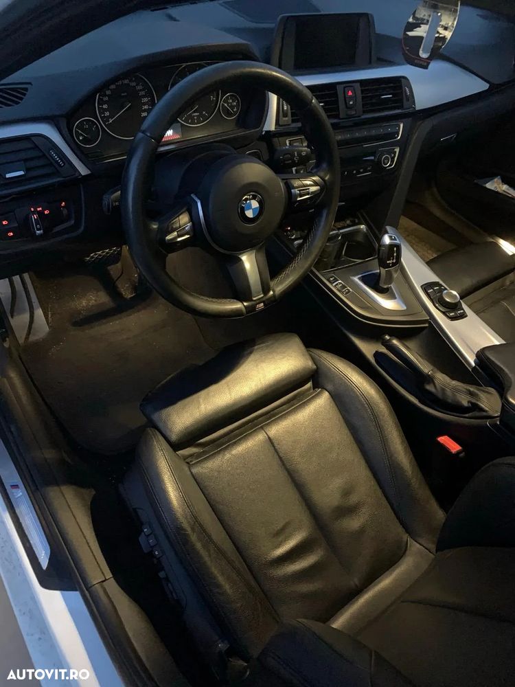 BMW Seria 3 328i xDrive AT - 10