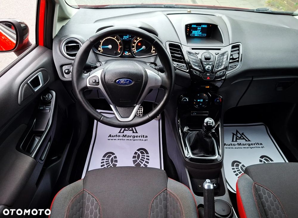 Ford Fiesta 1.0 EcoBoost STart-Stop ST-LINE - 31