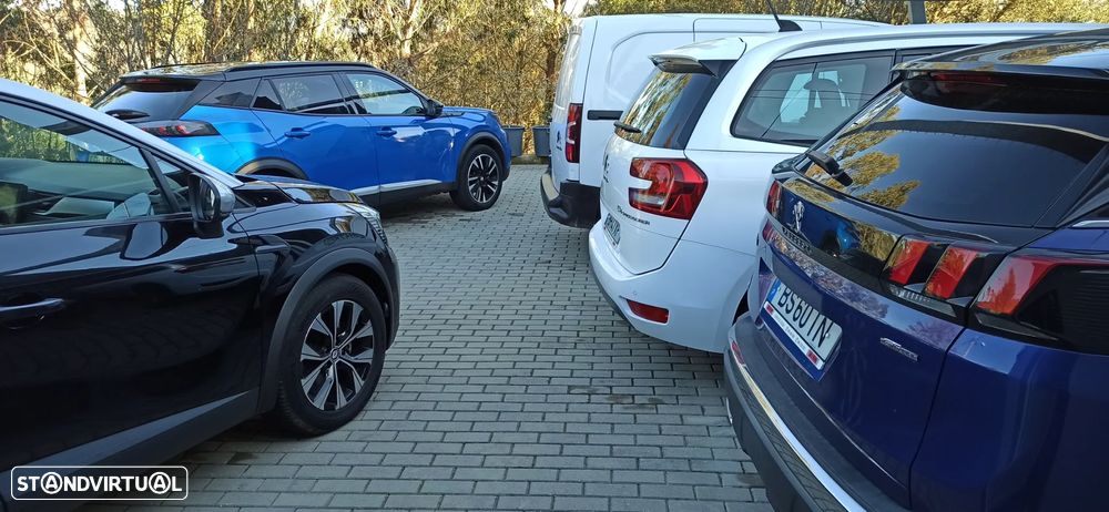 Peugeot e-2008 GT Pack - 23