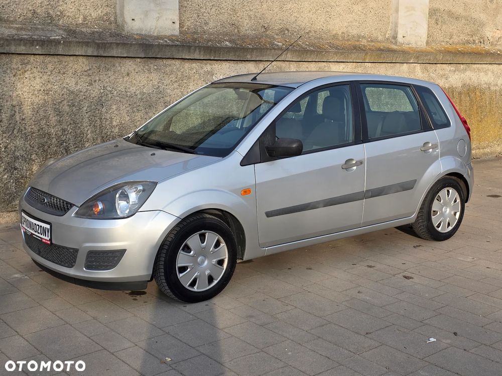 Ford Fiesta 1.3 - 2