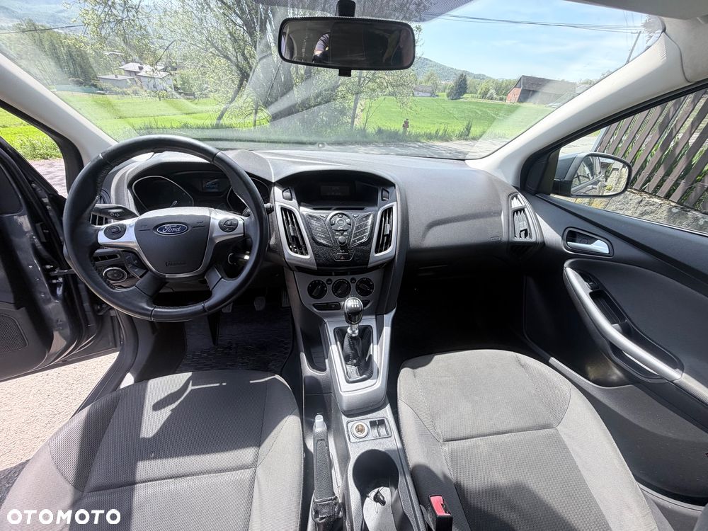 Ford Focus 1.6 TDCi DPF Start-Stopp-System Ambiente - 22