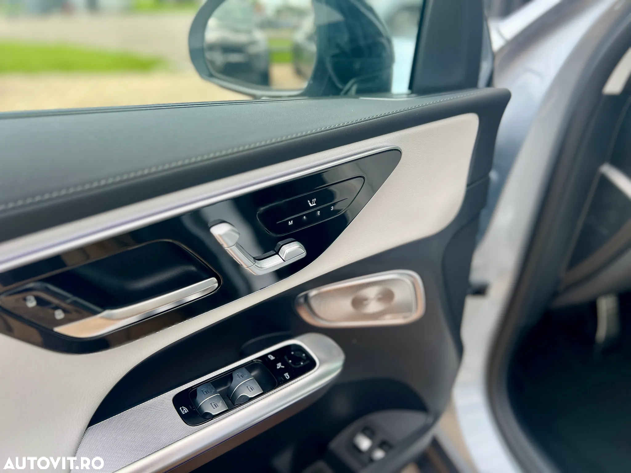 Mercedes-Benz GLC 300 e 4MATIC - 9
