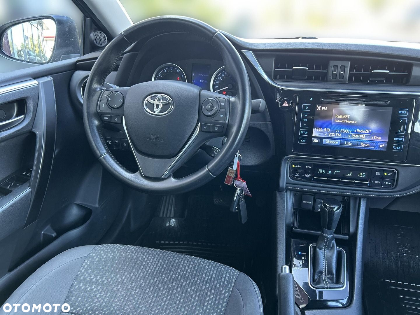 Toyota Corolla - 9