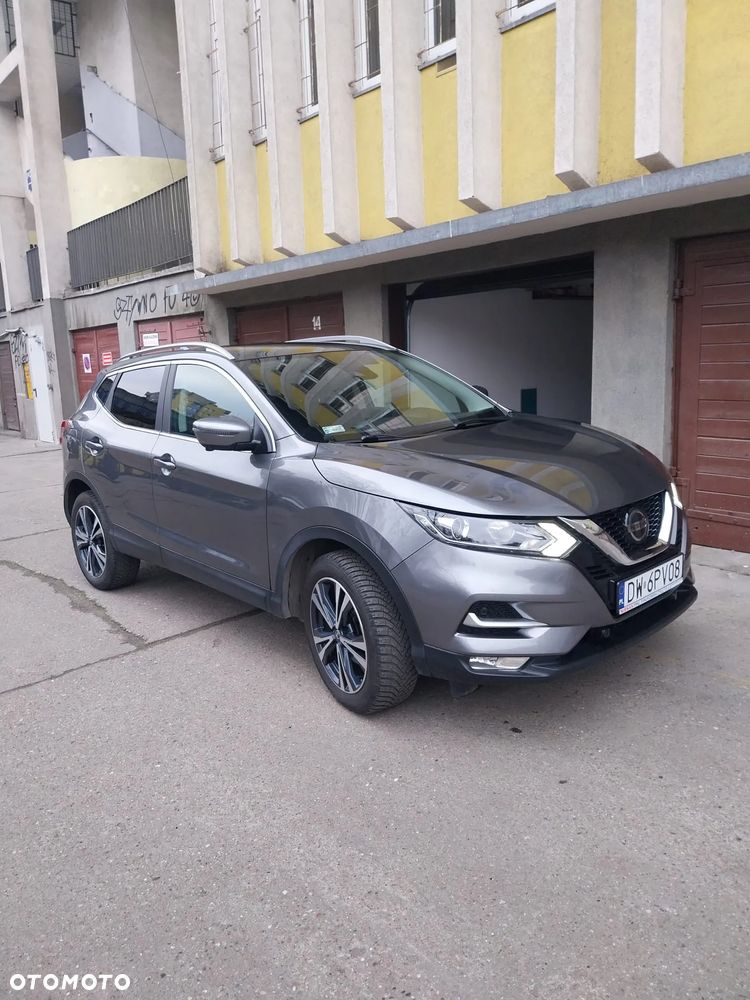Nissan Qashqai 1.3 DIG-T N-CONNECTA - 1