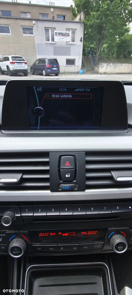 BMW Seria 3 318d DPF Edition Exclusive - 20