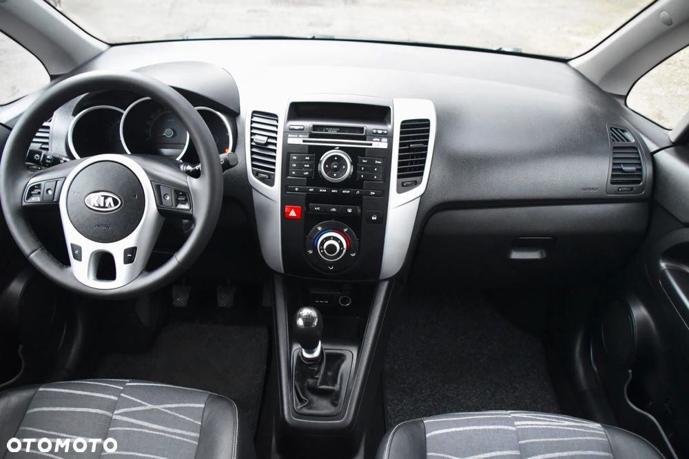 Kia Venga 1.6 CVVT Spirit - 14