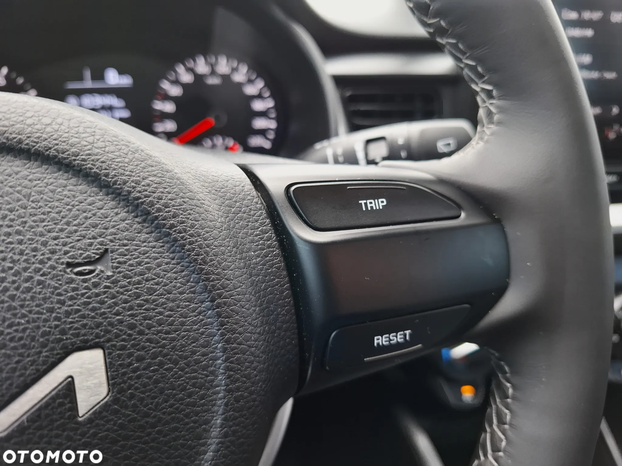 Kia Stonic 1.0 T-GDI M - 14