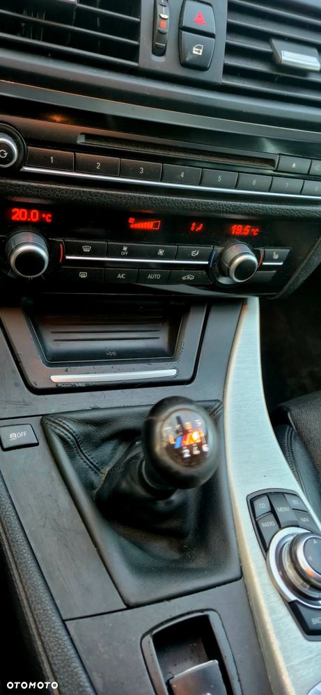 BMW Seria 5 520d - 10