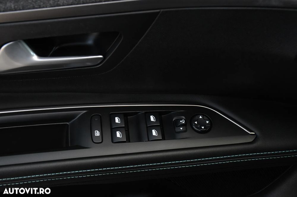 Peugeot 5008 BlueHDI 130 EAT8 Allure - 13