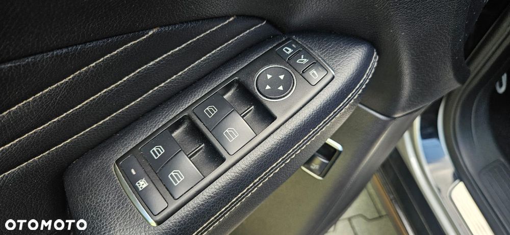 Mercedes-Benz ML 250 BlueTec 4-Matic - 21