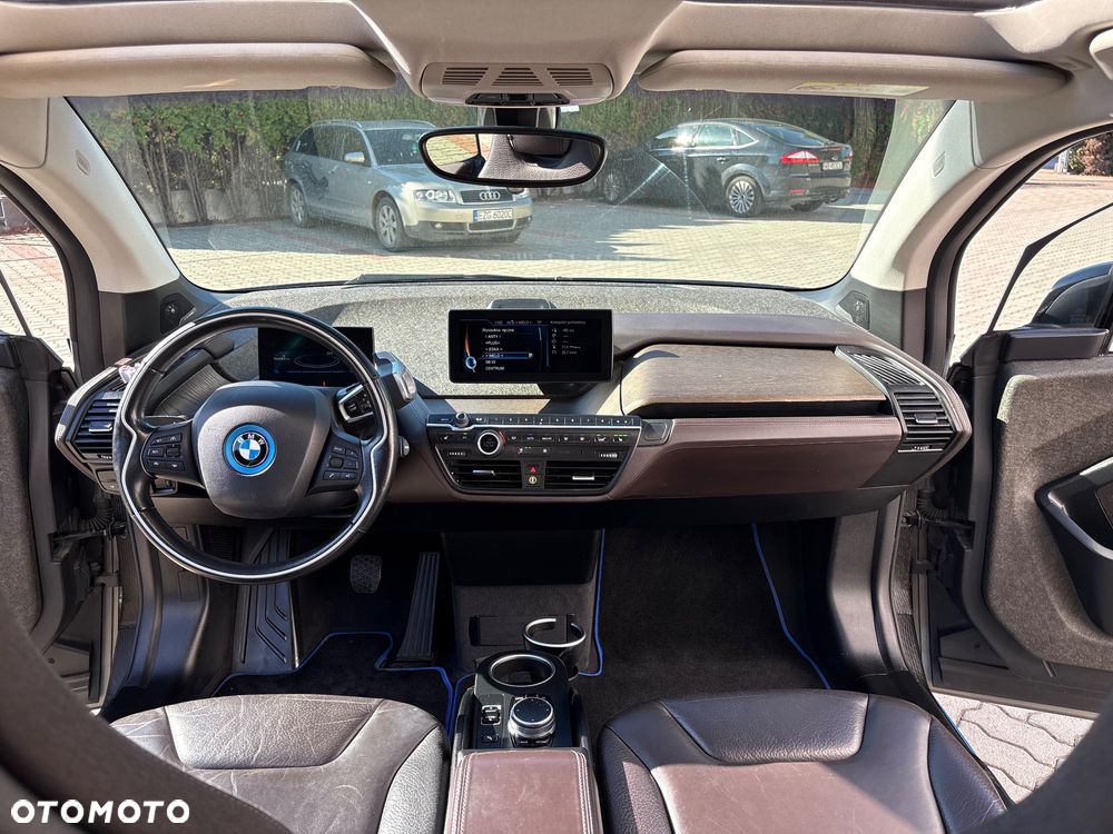 BMW i3 - 24