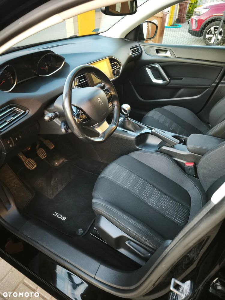Peugeot 308 BlueHDi 120 Stop & Start Allure - 19