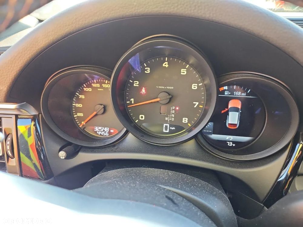 Porsche Macan - 11