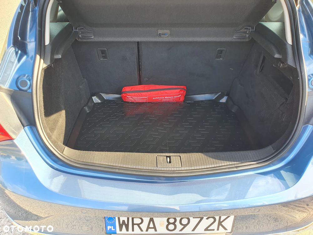 Opel Astra IV 1.4 T Cosmo - 23