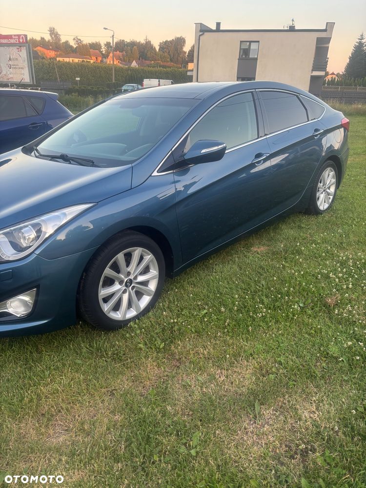 Hyundai i40 Kombi 2.0 Premium - 25