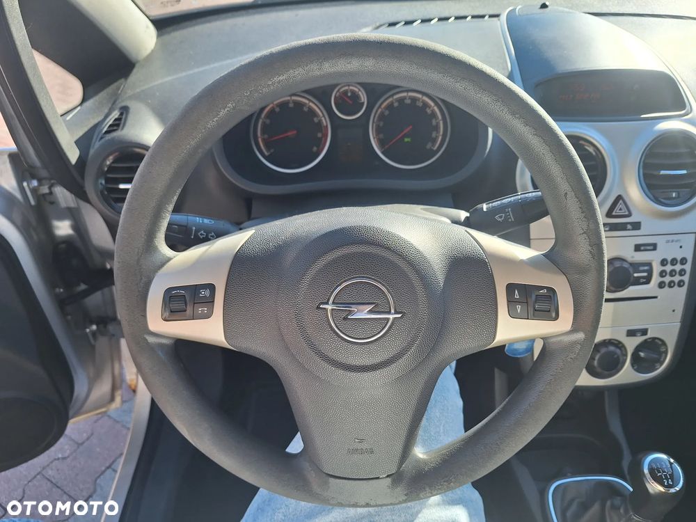 Opel Corsa 1.2 16V - 20