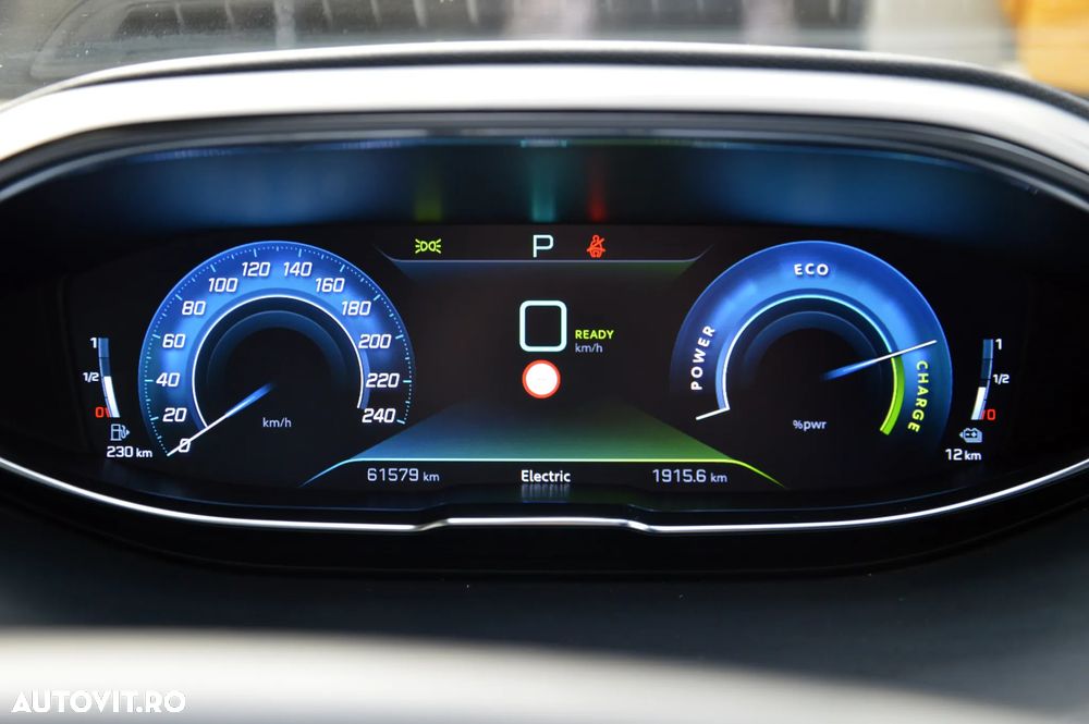 Peugeot 3008 PHEV 300 EAT8 4X4 GT - 8