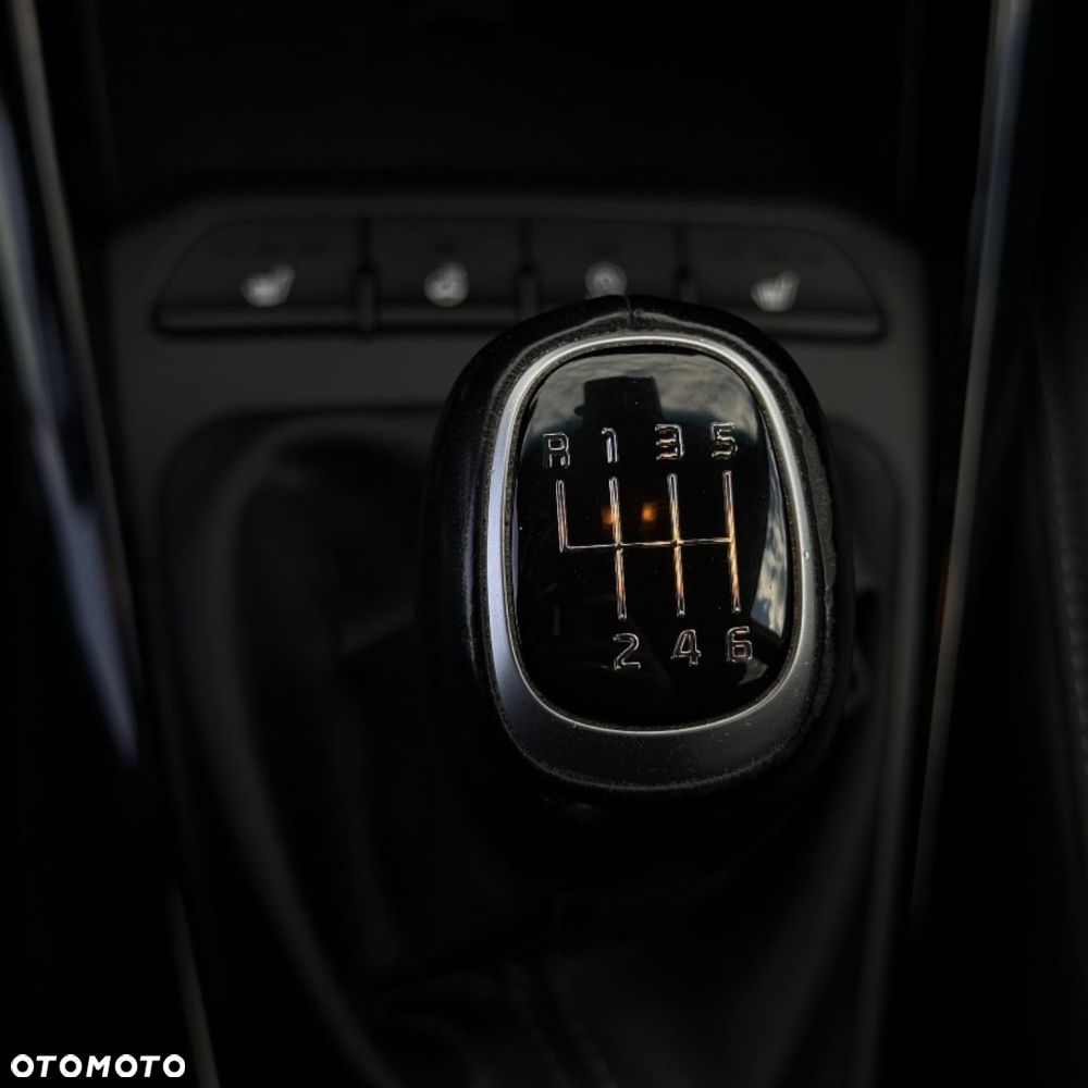 Kia Stonic 1.0 T-GDI 120 Platinum Edition - 21